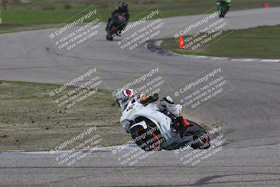 media/Nov-30-2025-TrackDaz (Sun) [[d8b22663df]]/A Group/Session 3 (Off Ramp)/